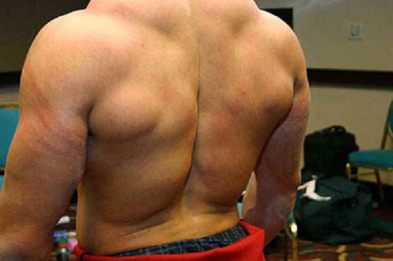 One of The Main Reasons Why Your Upper Back Isn’t Growing (2016)